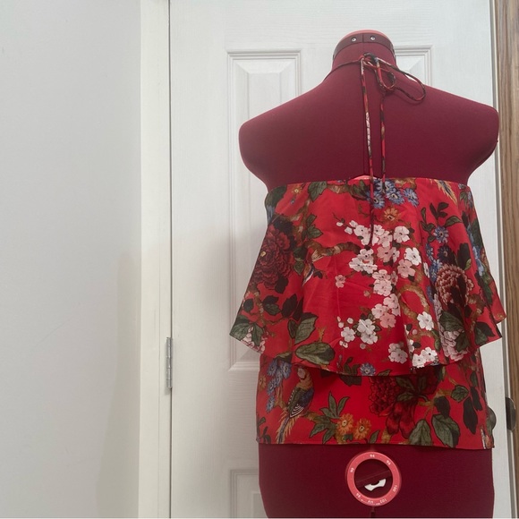Alice + Olivia women red floral frilled 100% silk halter top. Size XS. Used. - Picture 4 of 8